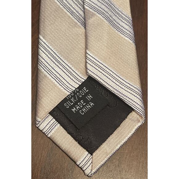 Calvin Klein 100% Silk Men’s Neck Tie Made In China - Picture 7 of 9